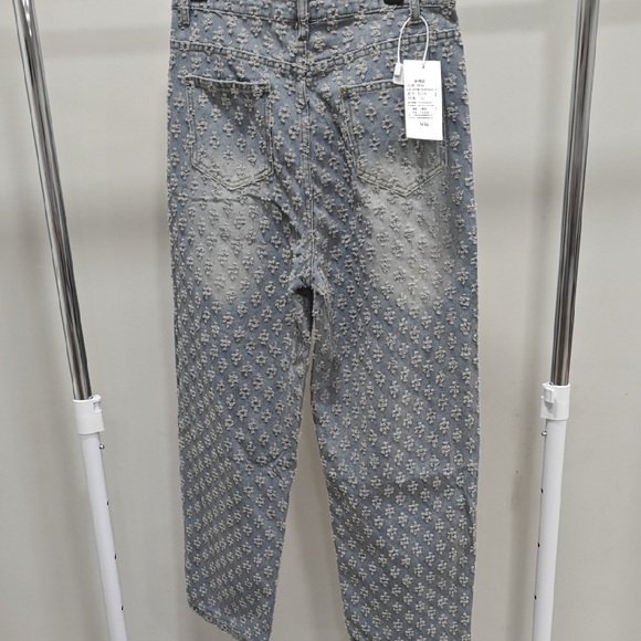 Patterned Jeans - Picture 3 of 4